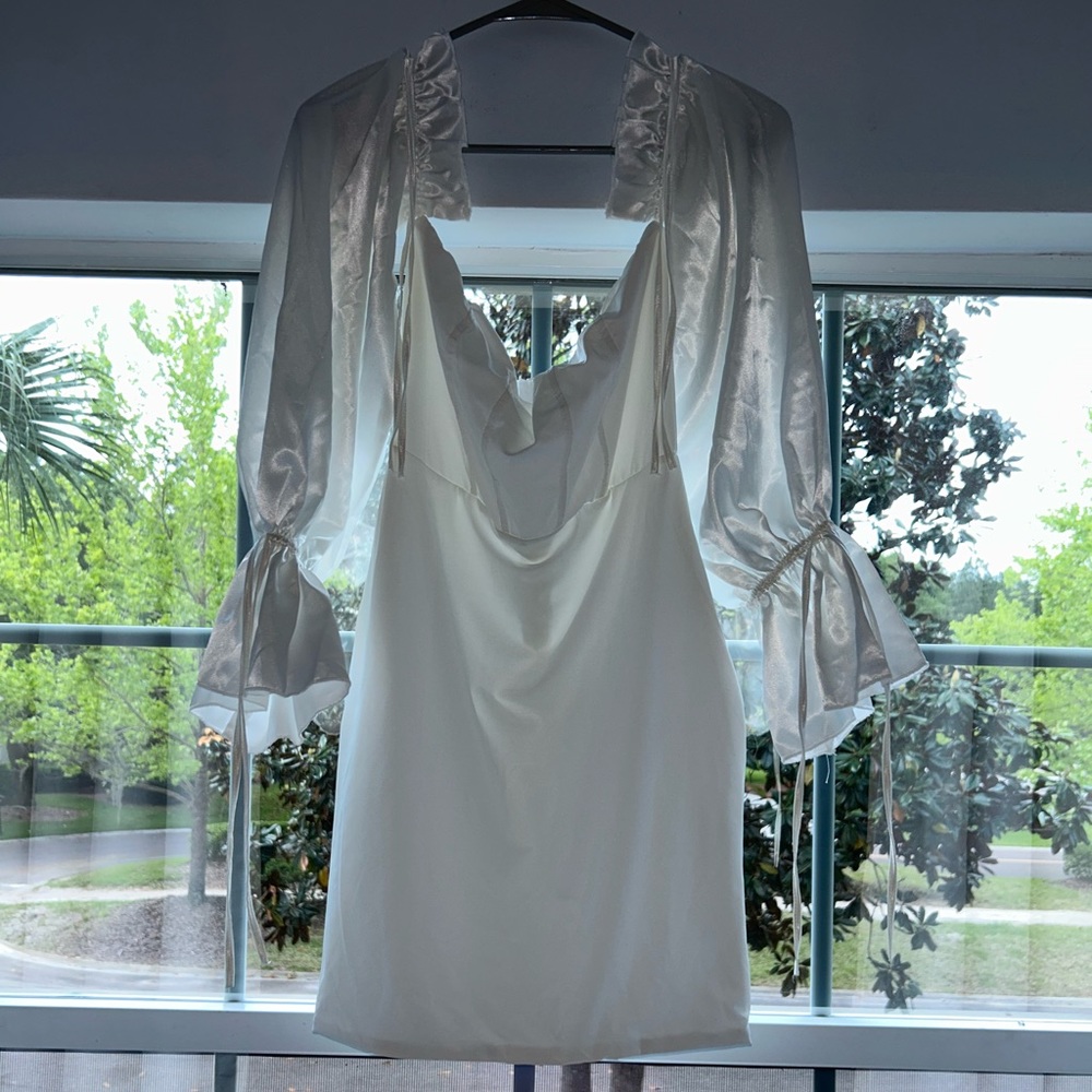 White dress never worn NWT